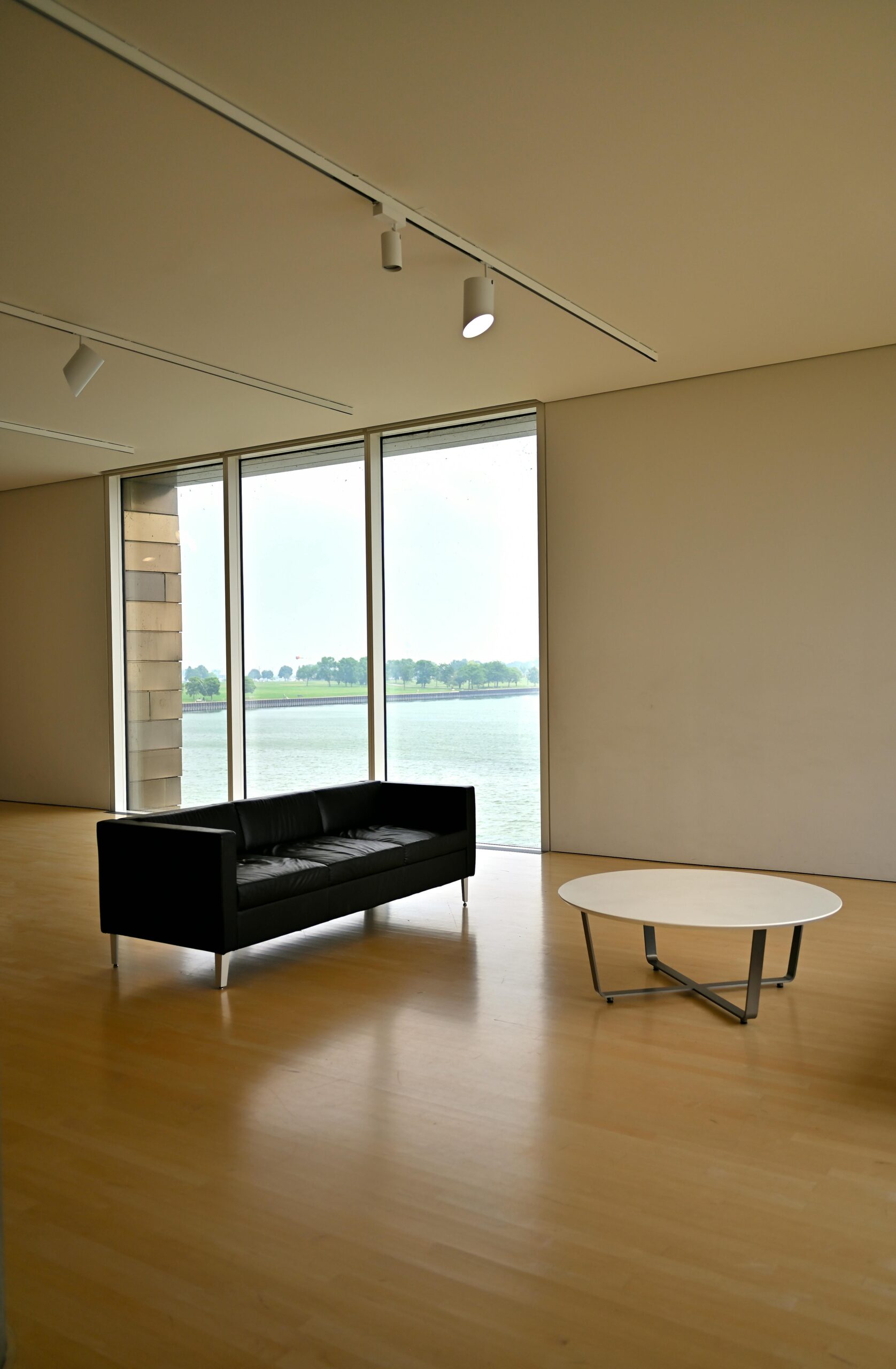 Free stock photo of apartment living, apartment windows, art deco